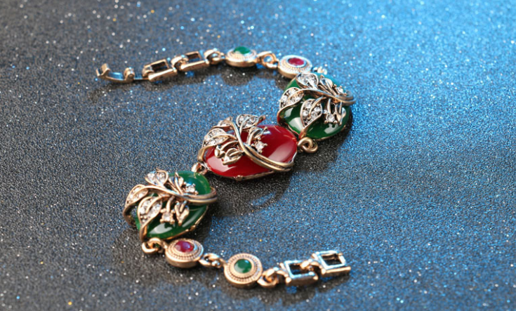 Charmingly Vintage Boho Bracelets": Add a Touch of Bohemian Charm to Your Look