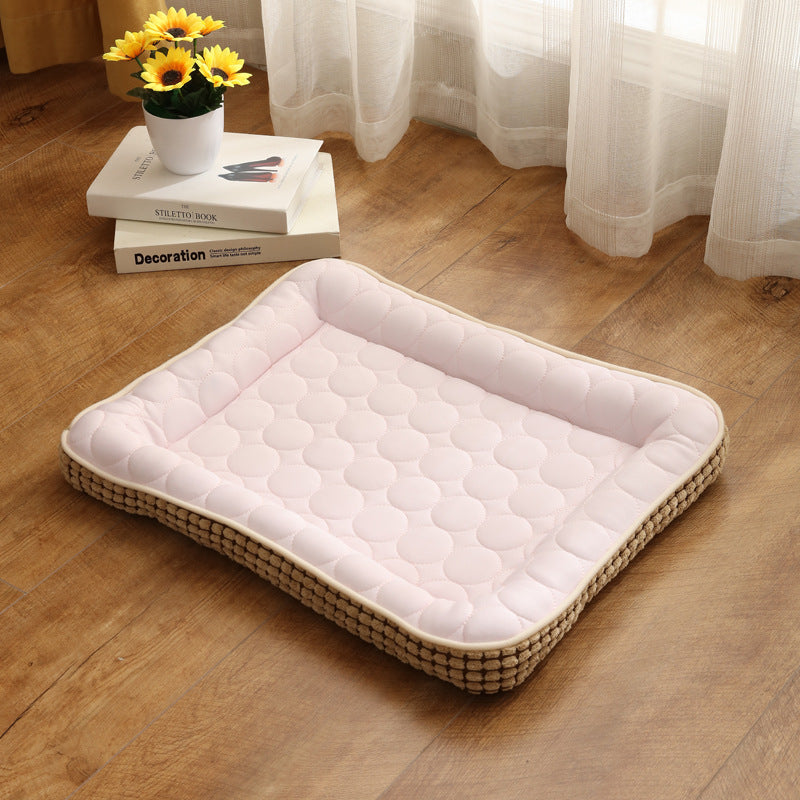 Keep Your Pet Cool and Comfortable with Our Spring Cool Technology Pet Mat - Made with Natural and Eco-Friendly Corn Kernel Filling