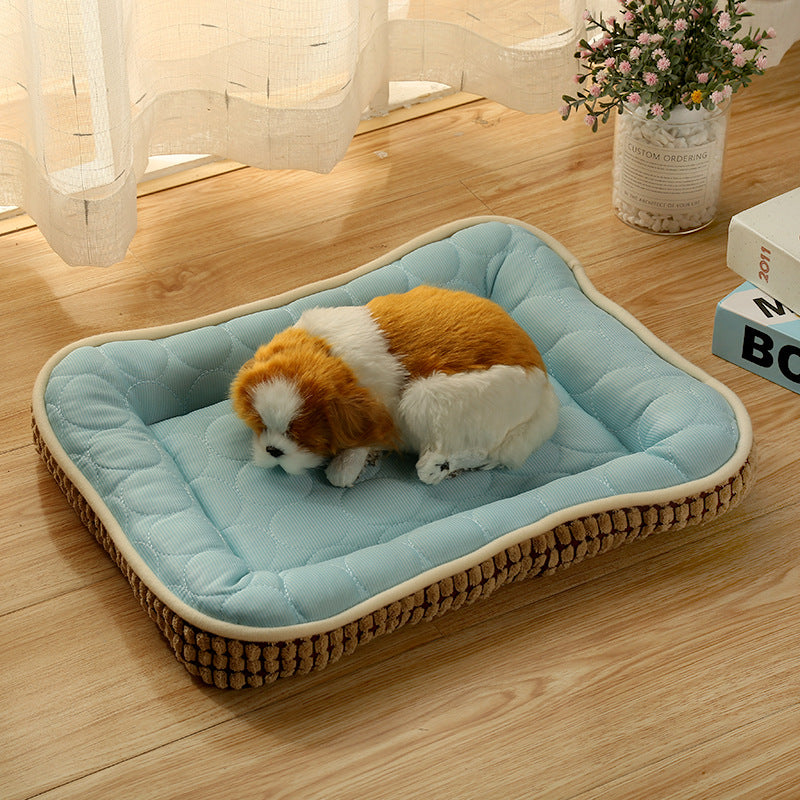 Keep Your Pet Cool and Comfortable with Our Spring Cool Technology Pet Mat - Made with Natural and Eco-Friendly Corn Kernel Filling